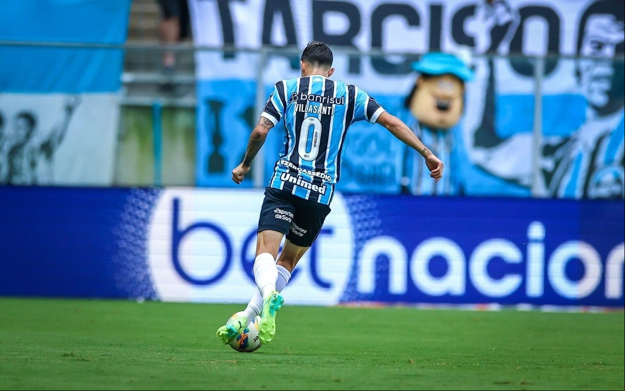 Villasanti utilizou camiseta de número zero no jogo do Grêmio contra o São Luiz, pelo Campeonato Gaúcho de 2024. (Foto: Lucas Uebel/Grêmio FBPA)
