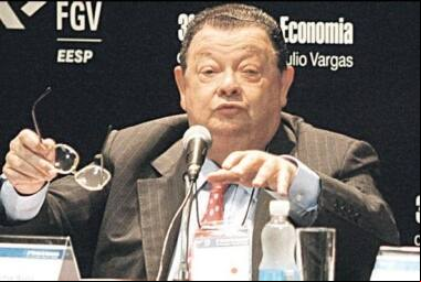 Delfim Netto morreu nesta segunda-feira