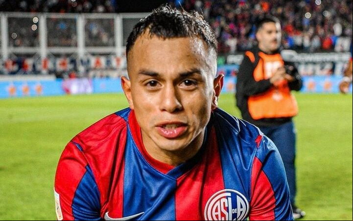 Nahuel Barrios, do San Lorenzo, foi baleado na coxa (Foto: Divulgação)